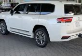 للبيع لاندكروزر GXR L3 بنزين موديل 2024