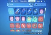 حساب مليء بسكنات ايتم شوب والحساب يحتوي فوق 100 سكن وال