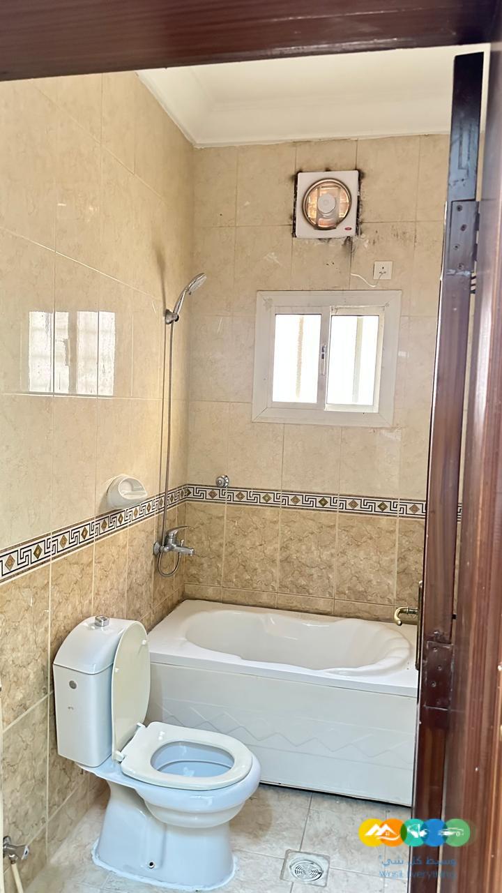 عمارة سكنية للبيع دورين بالملحق بجدة حي الاجواد