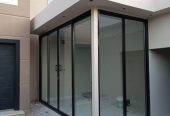 مقاول ملاحق زجاج واستراحات بالرياض 0551033861
