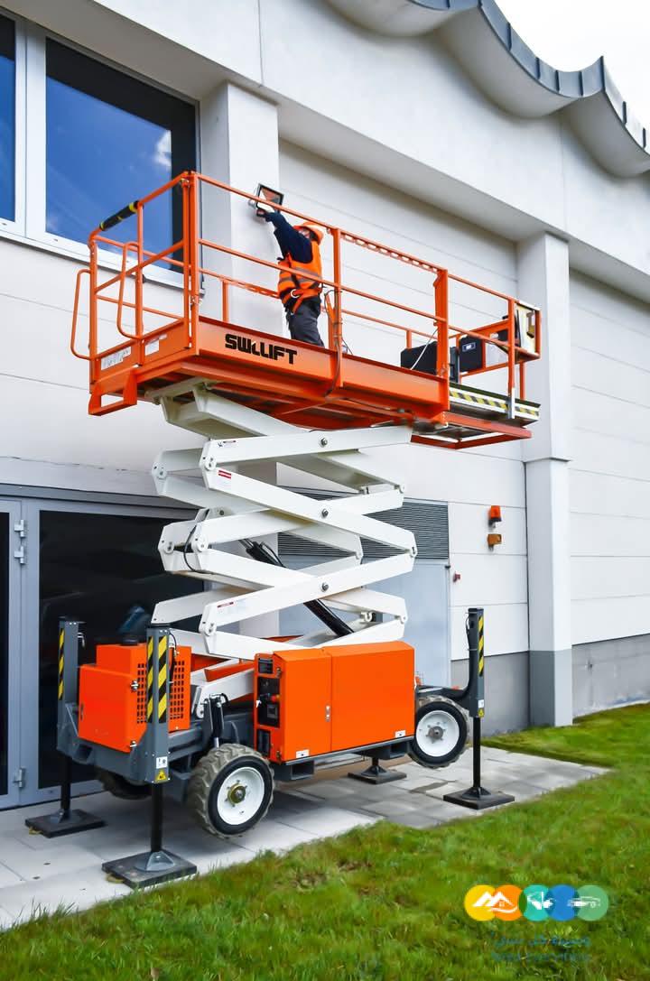 رافعة شوكية فوركلفت جيسبي سيزلفت مانلفت للايجار ايجار