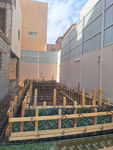تركيب مسابح سكيمر وأوفر فلو إنفينيتي بالرياض 0598055633