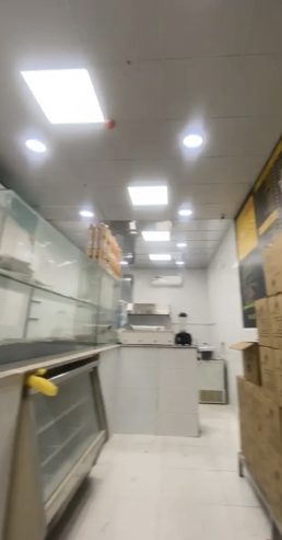 للتقبيل محل حي الصواري العزيزية