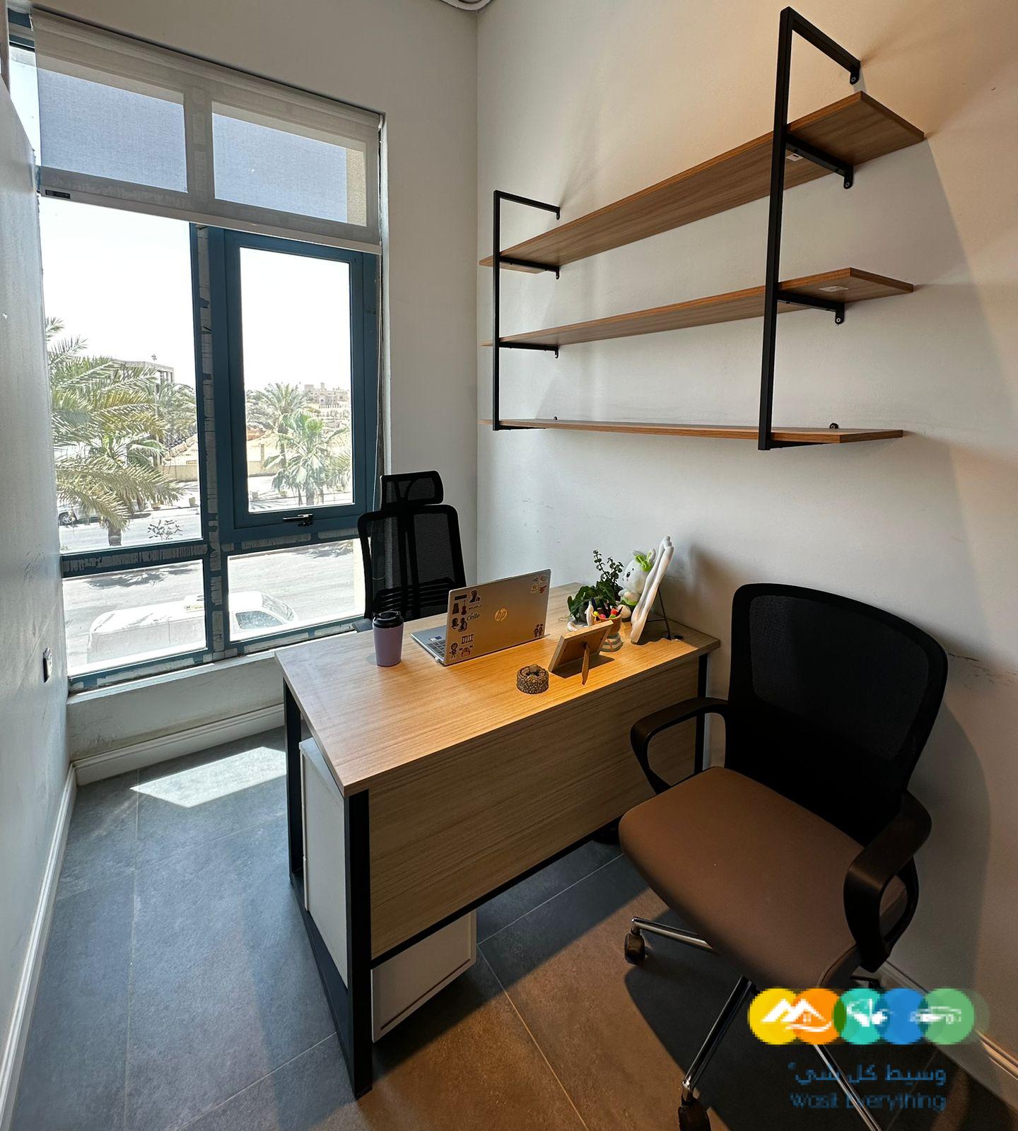 مكتبك الجاهز بانتظارك… ونجاحك يبدأ من هنا!