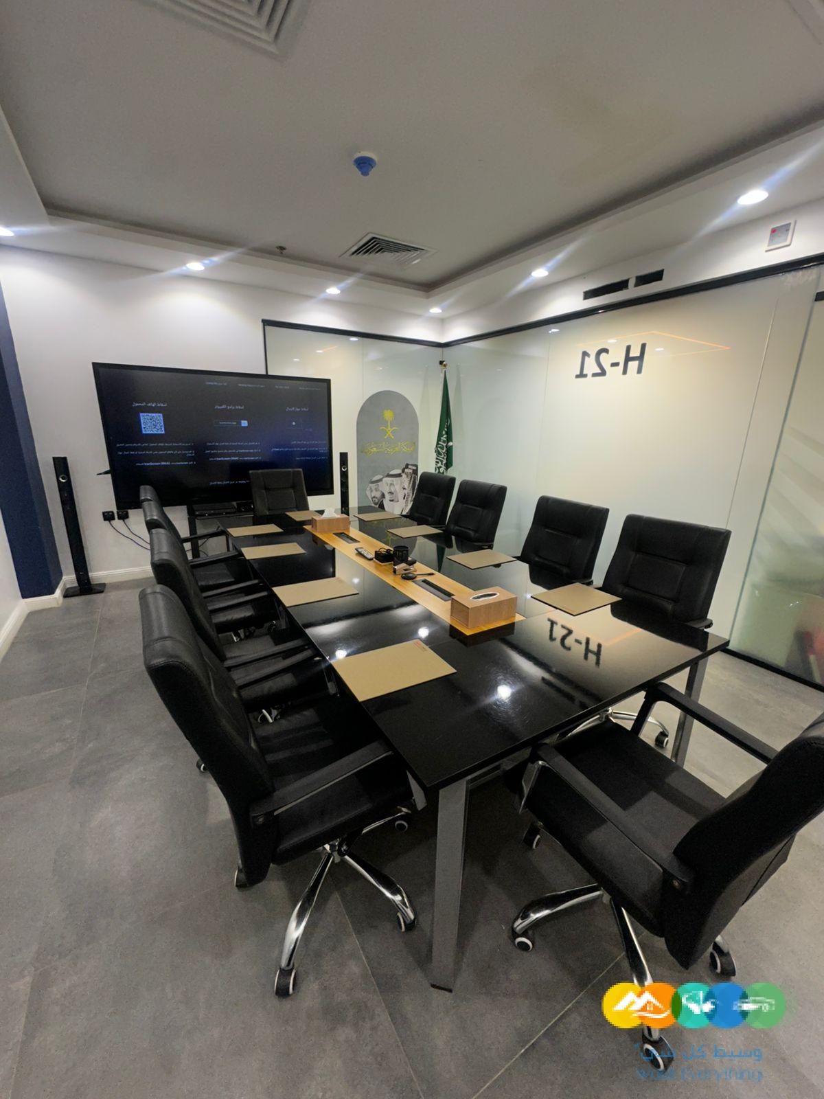 مكتبك الجاهز في بيئة تدعم النجاح