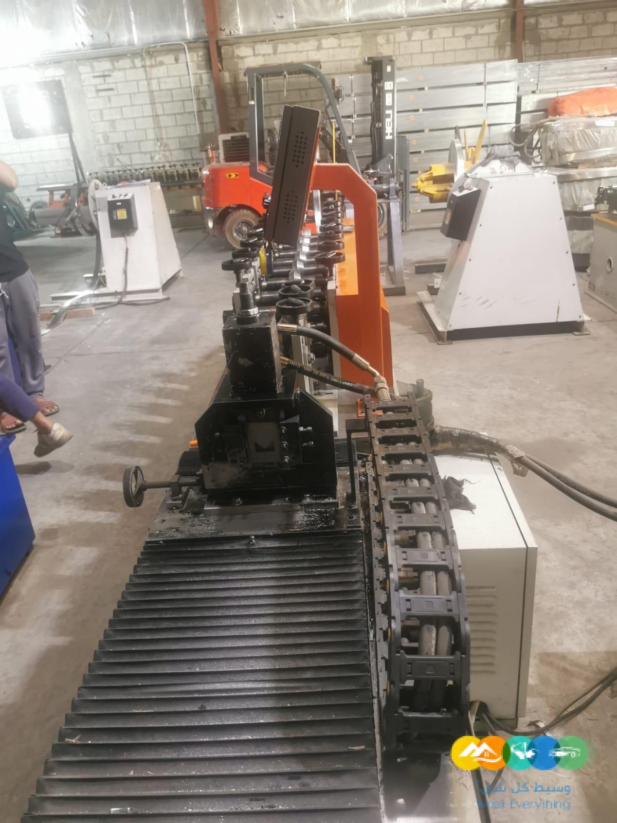 مصنع لصناعة اكسسورات الجبس بورد من الحديد