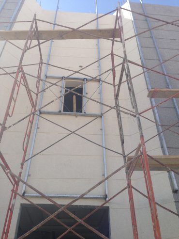 مشرف تشطيبات ديكورداخلي واجهات خارجية- لاندسكيب بالرياض