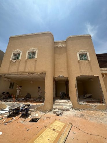 مشرف تشطيبات ديكورداخلي واجهات خارجية- لاندسكيب بالرياض