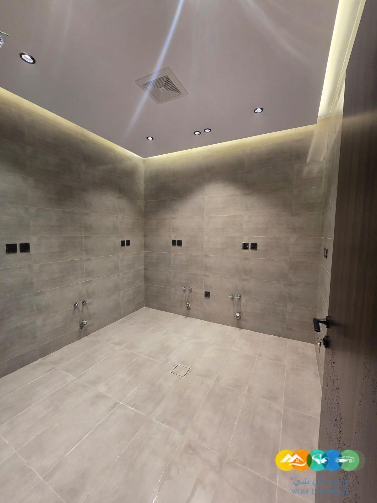 شقة 4 غرف بحي الروضة للبيع أفراغ فوري للبيع