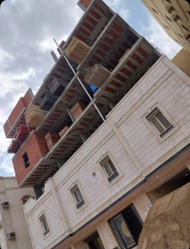 بناء ملحق خارجي زجاج في الرياض
