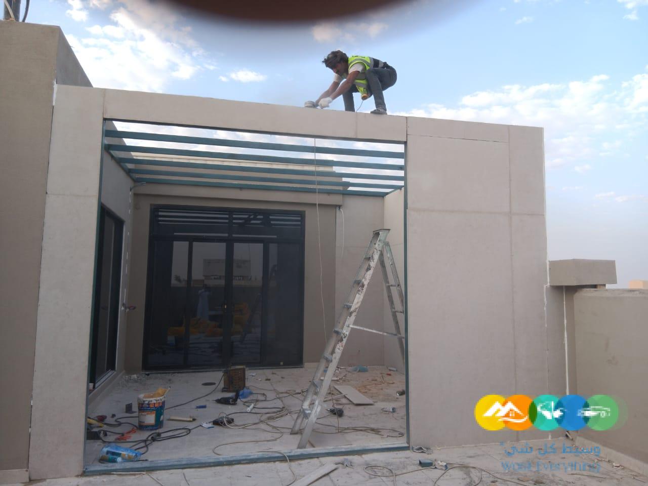 بناء ملاحق خارجية