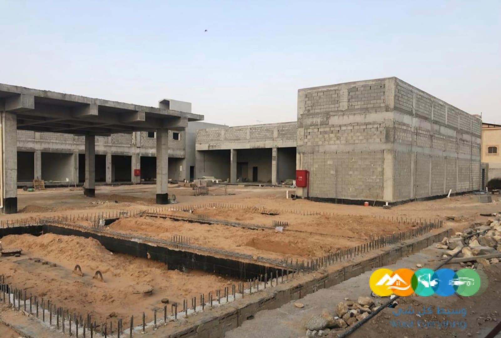 بناء ملحق خارجي زجاج في الرياض