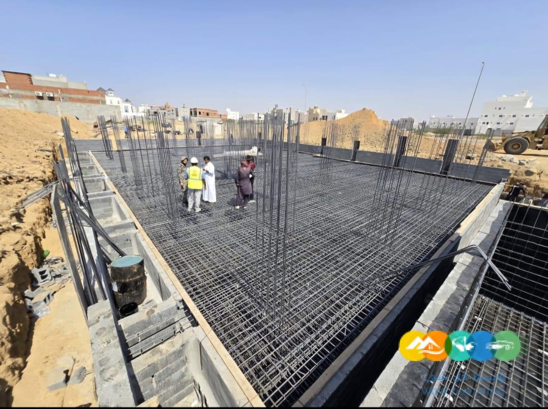 بناء ملحق خارجي زجاج في الرياض