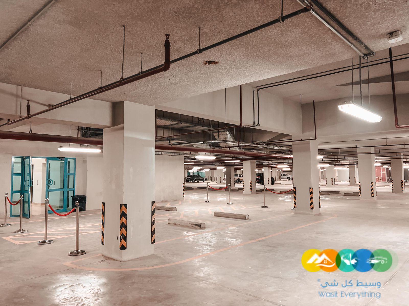 مواقف للإيجار