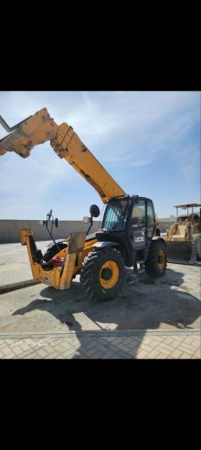 جي سي بي تليهندرات JCB للايجار الرياض