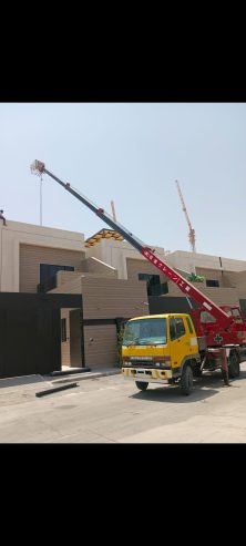 رافعات شوكيه للإيجار اليومي والشهري