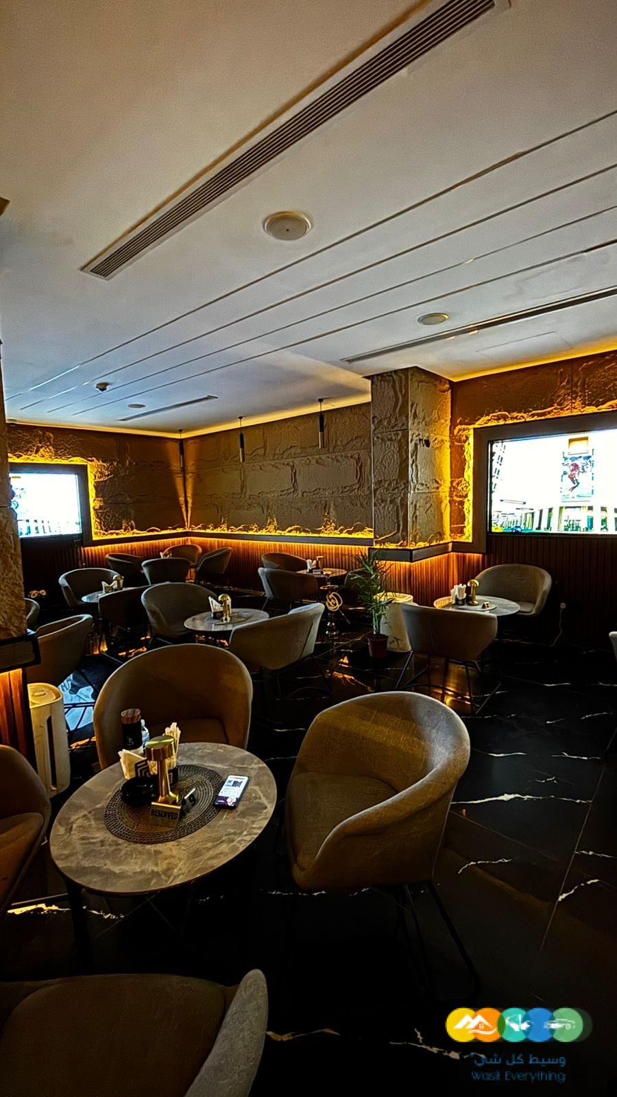 مطعم و كافيه للتقبيل