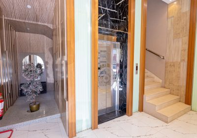 4124d50b-2fab-477f-b000-5c2c9b2a9a8b-1