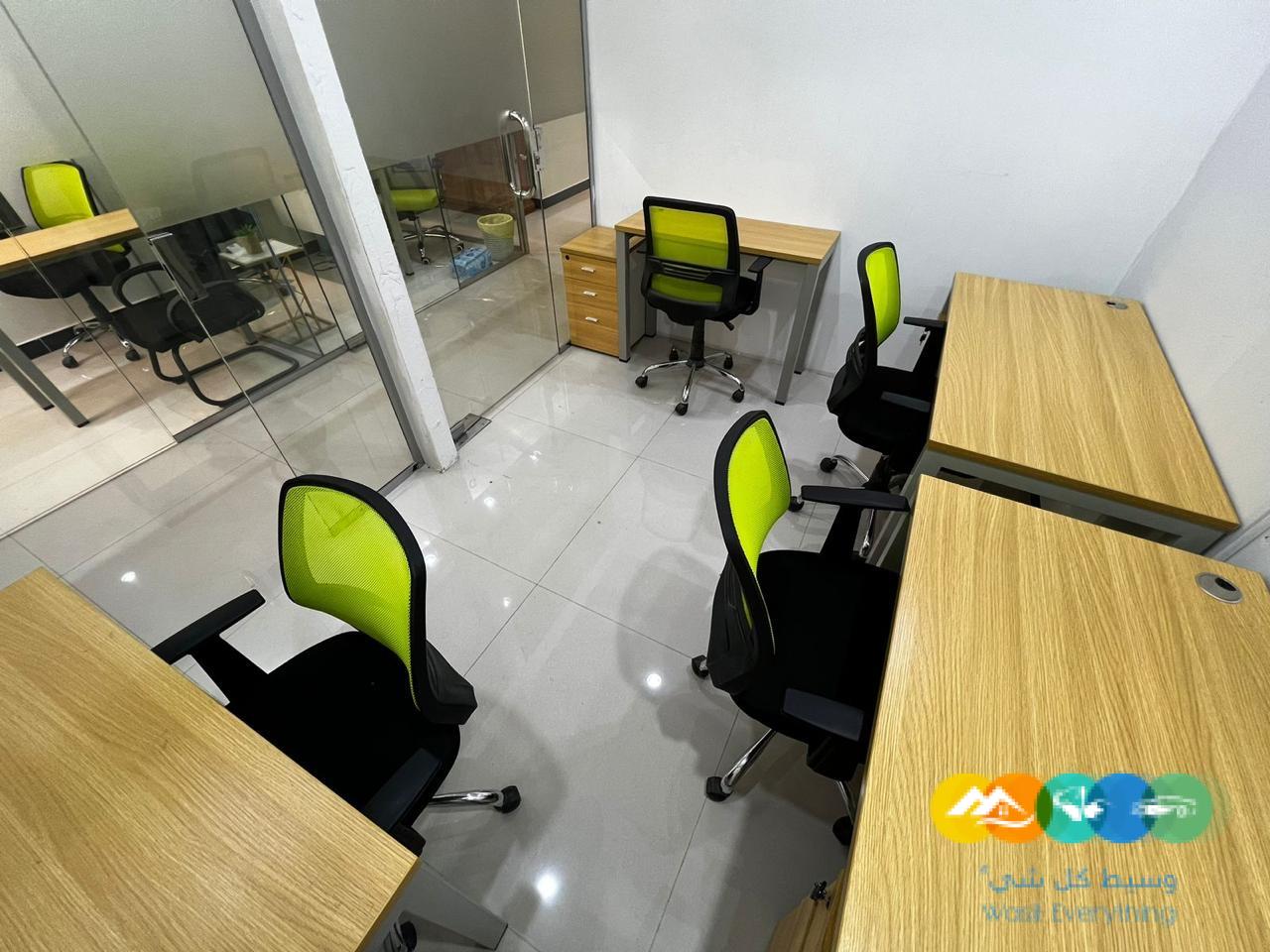 مكاتب مؤثثة للإيجار العارض