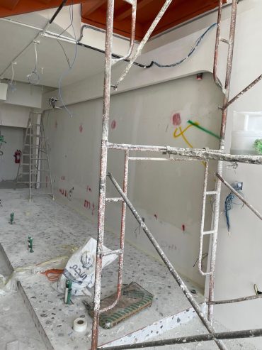 تصميم و ترميم صالون تجميل فاخر في الرياض