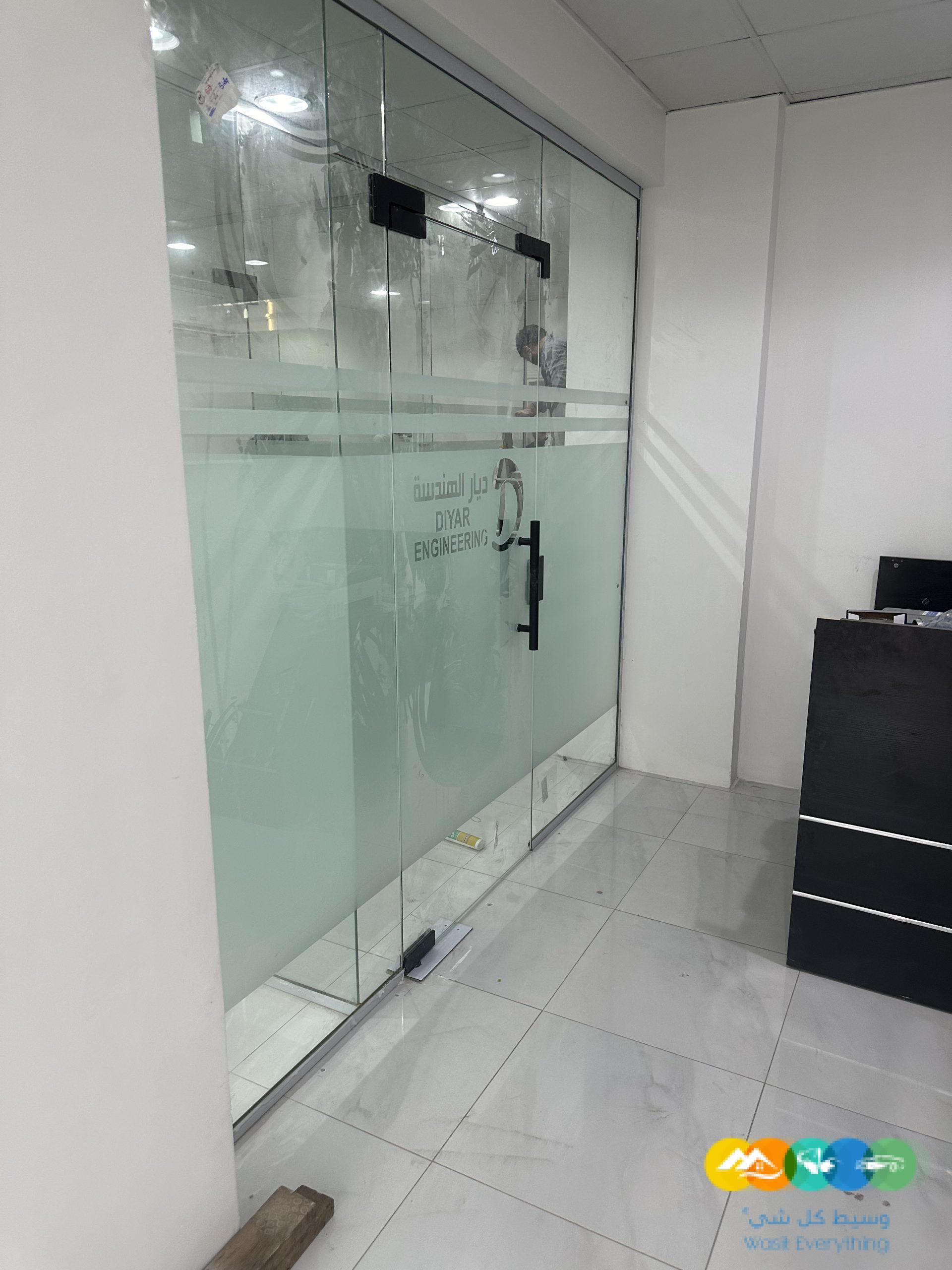 صيانة ابواب زجاج سكريت