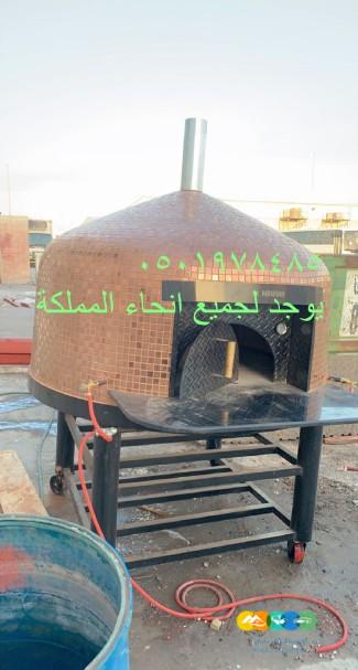 لشراء أفران بيتزا في الرياض، يمكنك زيارة المتاجر المتخص