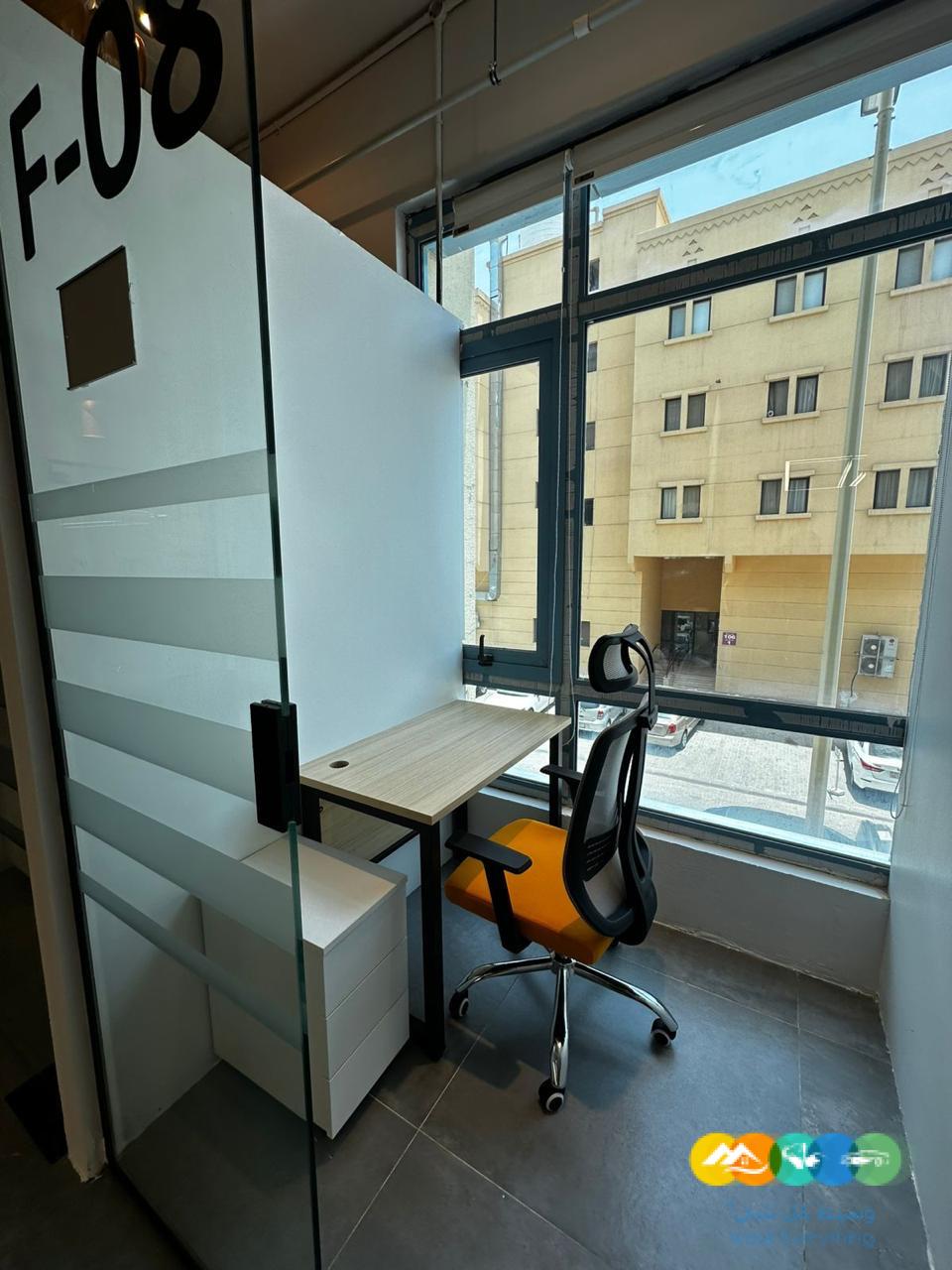 مكاتب مؤثثة للإيجار