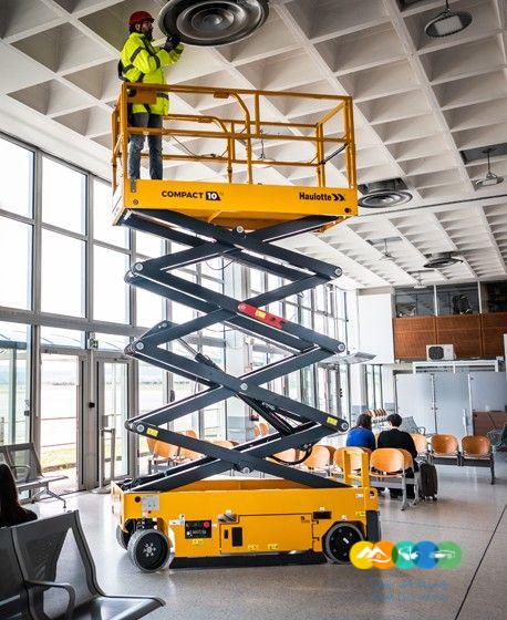 سيزرلفت للايجار مانلفت للايجار رافعة عمال للايجار