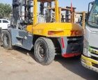 رافعات شوكيه للإيجار جميع انواعها واحجامها