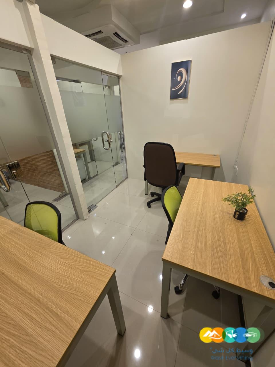 مكاتب مؤثثة للإيجار