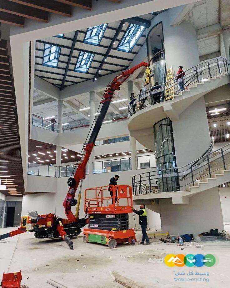 scissor lifts سيزرات لفت man lift مان لفتات للايجار