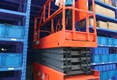 سيزر لفت scissor lifts للايجار 2025