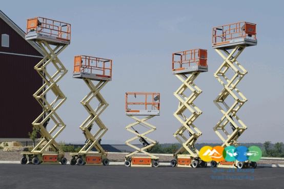 فوركلفت رافعة شوكيه للايجار