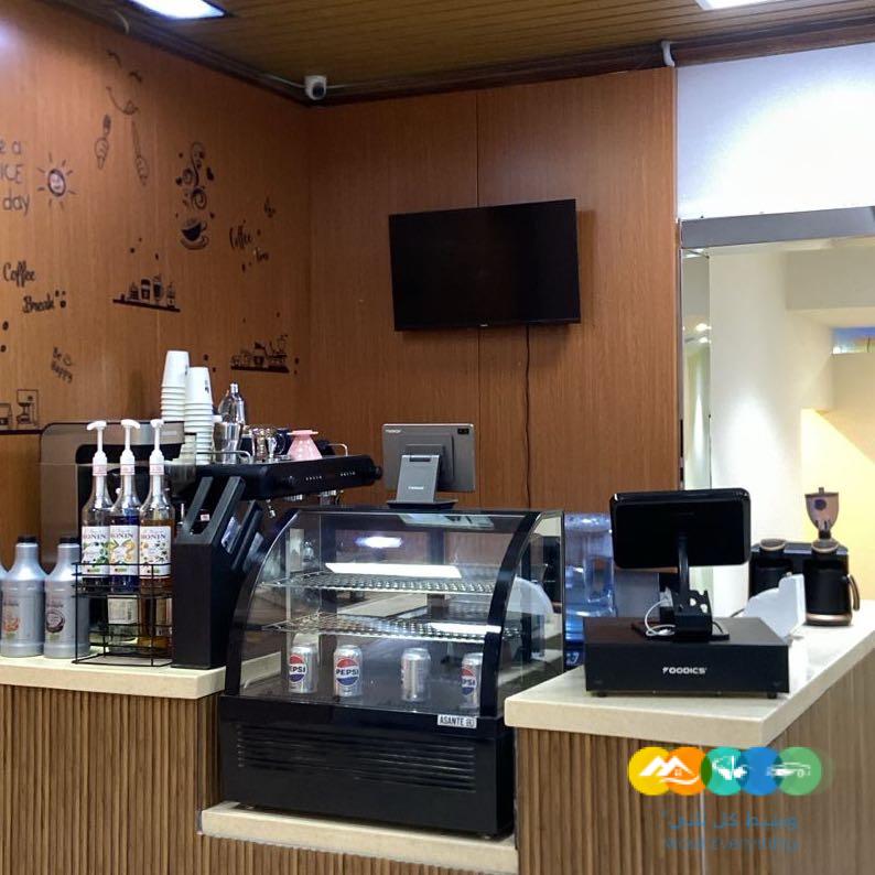 كافيه للايجار مع المعدات والمستودع او احدهما