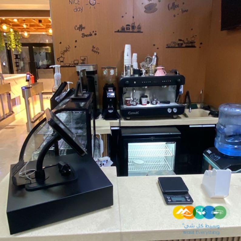 كافيه للايجار مع المعدات والمستودع او احدهما